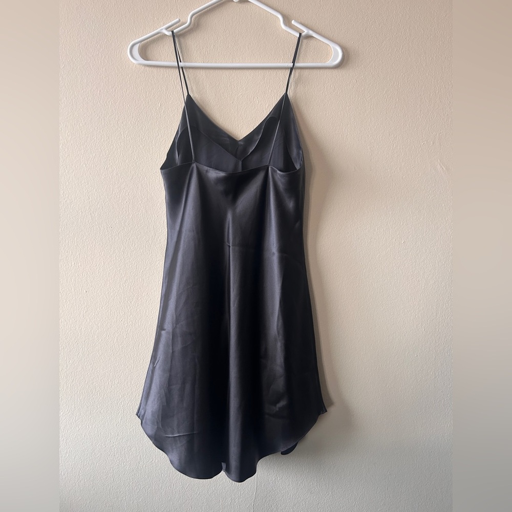 Elegant Black Slip Dress - Picture 6 of 7